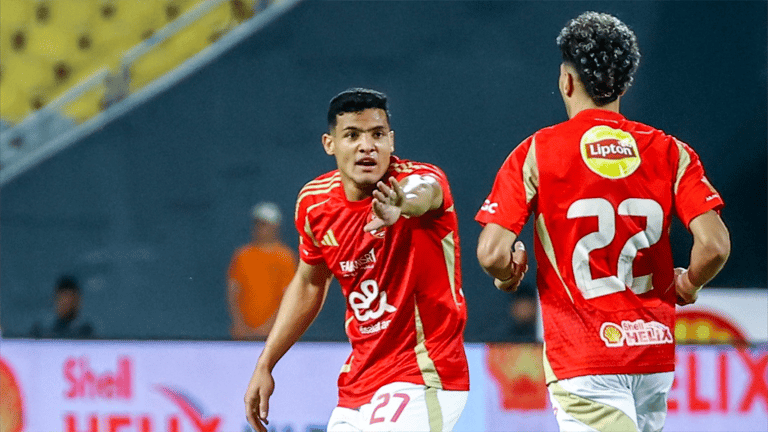 الدوري المصري.. "نسر" الأهلي يطير إلى الصدارة مؤقتا