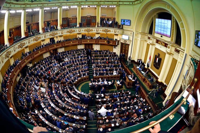 ماذا نعرف عن قانون اللاجئين الذين يناقشه برلمان مصر؟