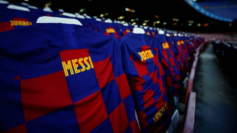 هل تنتهي الشراكة الذهبية بين برشلونة ونايكي؟