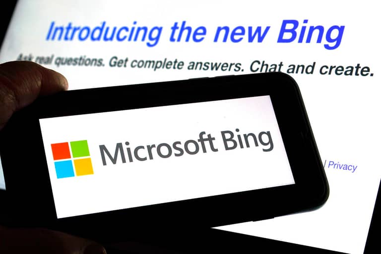 لمنافسة غوغل.. مايكروسوفت تضلل مستخدمي Bing