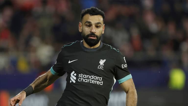 عرض مثير يُعيد محمد صلاح 11 عاما إلى الخلف