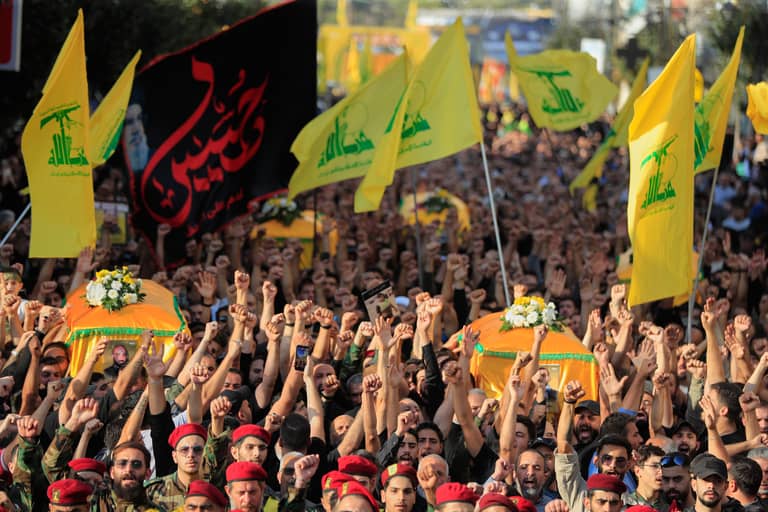 حزب الله يقطع "طريق المفاوضات" على الرئيس اللبناني؟