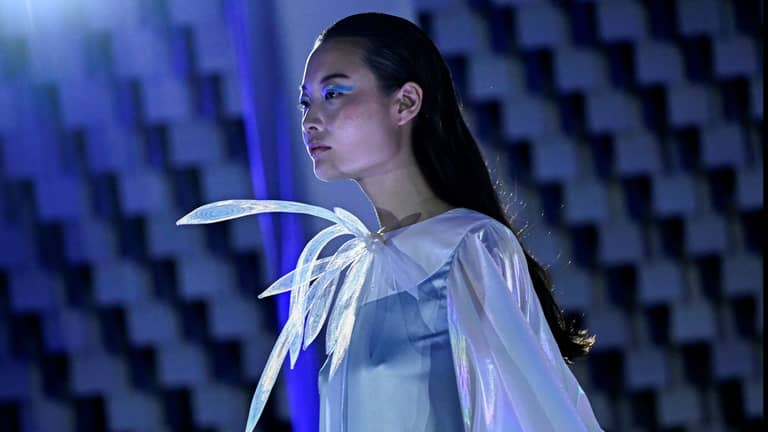 رسالة للمحيط من Pierre Cardin في أسبوع الموضة
