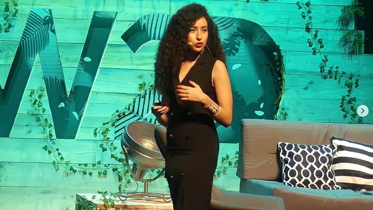 غادة والي.. من منصة الفائز إلى مقعد المتهم
