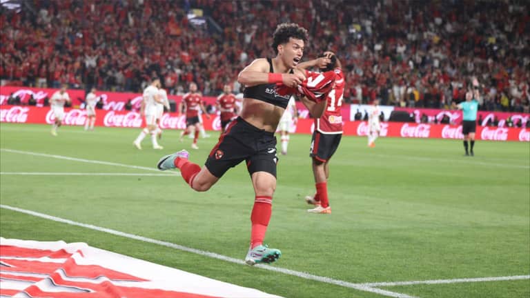 سابقة تاريخية.. هل يلعب الأهلي والزمالك مباريات الدوري في السعودية؟