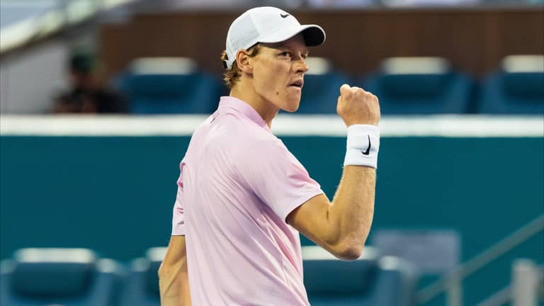 تصنيف التنس.. سينر يطارد ألكاراز في القمة