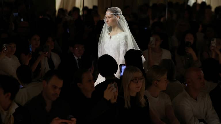 شانيل تكشف "أناقتها الصامتة" قبل التحوّل الكبير