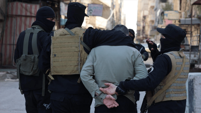 السلطات السورية تعلن القبض على عناصر بحزب الله