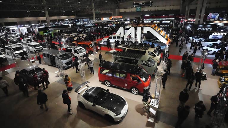 إلى أين تتجه صناعة السيارات في 2025؟