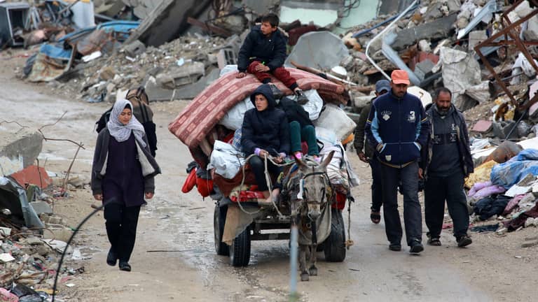 "حماية للوجود الفلسطيني".. فتح تدعو حماس إلى التخلي عن السلطة