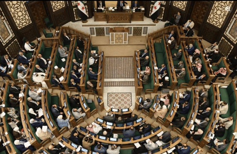 بعد 68 عاماً.. حكاية قانون يسلب عقارات الناس وألغته سوريا