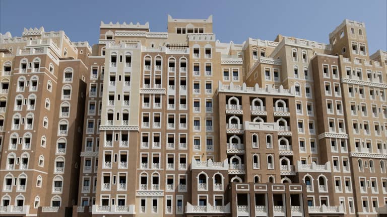 مؤشرات الإمارات غير النفطية ترتفع لأعلى مستوى