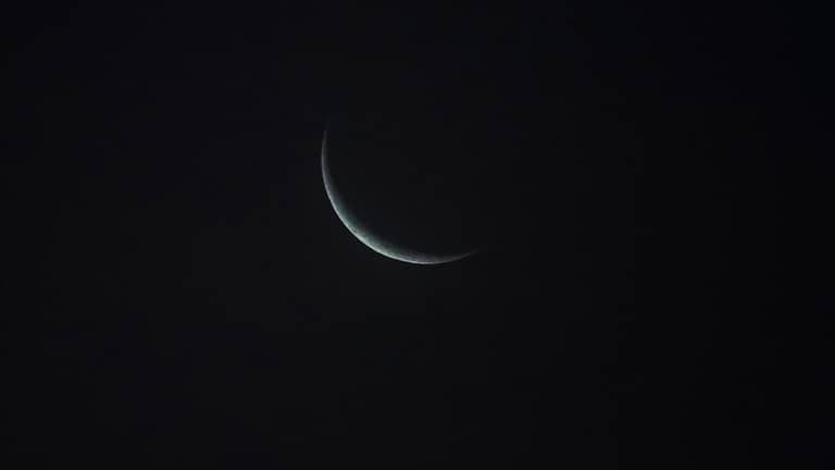4 دول عربية تصوم الثلاثاء
