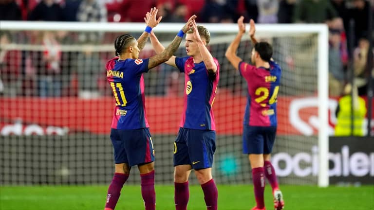 قطار برشلونة الكاسح يقترب من رقم عمره 82 عاما