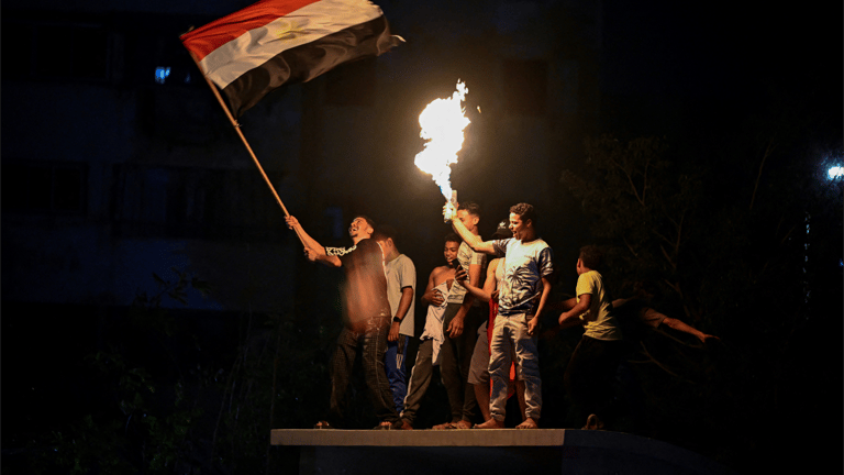 احتفالات بعد بلوغ مصر دور الـ16.. ما نقاط قوة الفراعنة؟