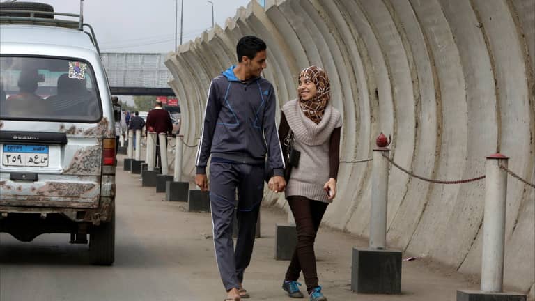 كيف تحدد طفولتنا نوع علاقاتنا اليوم؟
