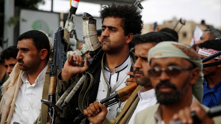 اليمن.. قتلى في تفجير الحوثيين لمنزل "على رؤوس ساكنيه"