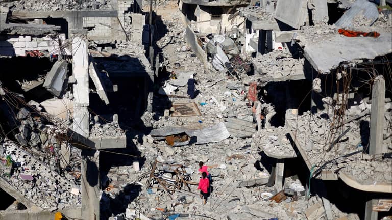 "إحنا تعبنا".. غزيون ينشدون هدنة دائمة