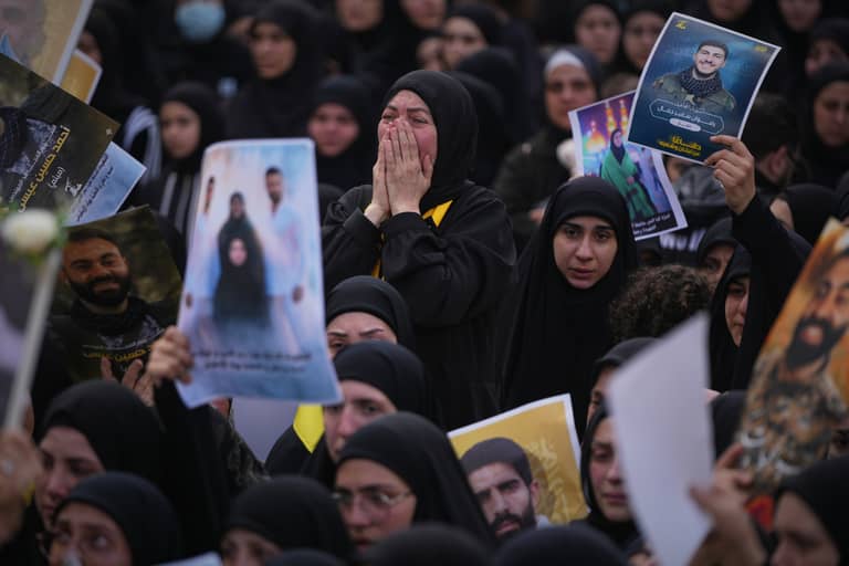 واشنطن وطهران.. حرب "المنتصرين" تعطل الاتفاق