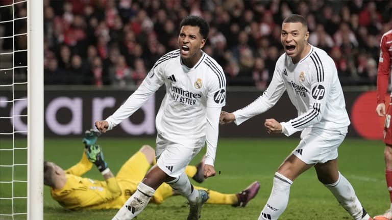 كيف تشاهد البث المباشر لقرعة دوري أبطال أوروبا 2025؟