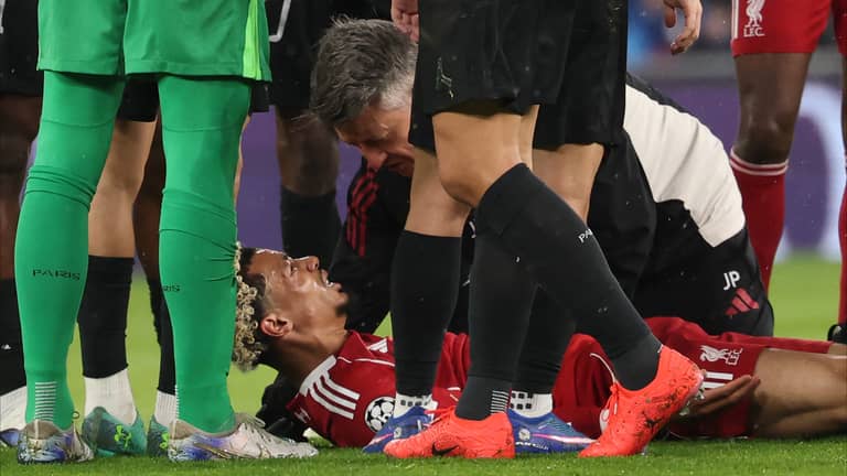 الإصابة تهدد حلم إيكيتيكي المونديالي