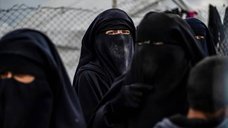 العراق.. الإعدام لزوجة البغدادي