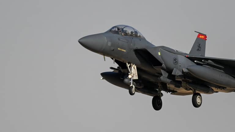 ضربة أميركية تستهدف "وزارة دفاع الحوثي"