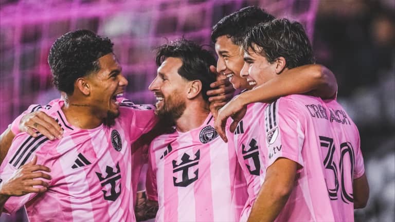 صنع هدفين.. انطلاقة متوترة لميسي في الدوري الأميركي