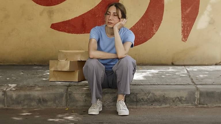 فيلم "أرزة".. رحلة بحث معقدة عن "سكوتر" في لبنان