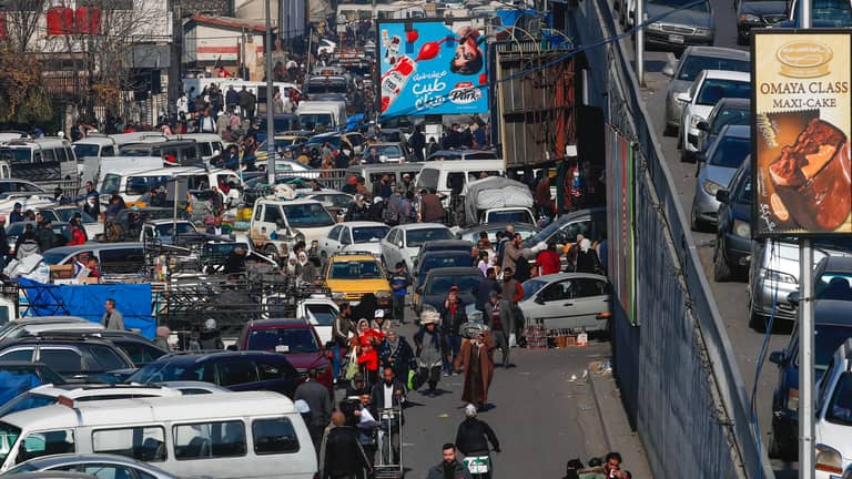 الازدحام سبب هوسك بالـFast Food؟