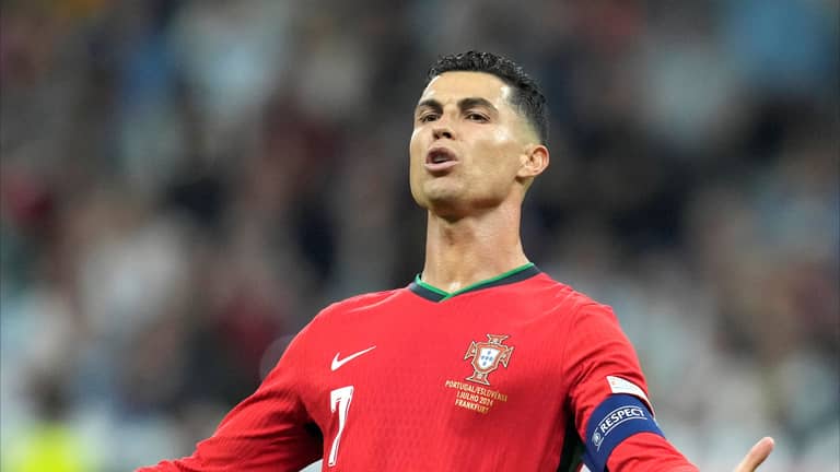 8 مباريات بلا هدف.. البطولات الكبرى تحبط رونالدو