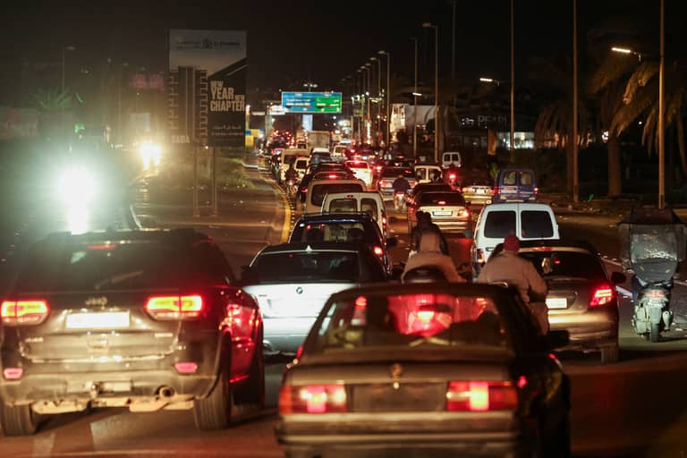 وقف إطلاق النار في لبنان.. هدنة مفخخة؟