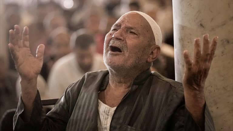 النهاية بمنشور إلكتروني.. قصة أب مصري فقد نجليه في ليبيا