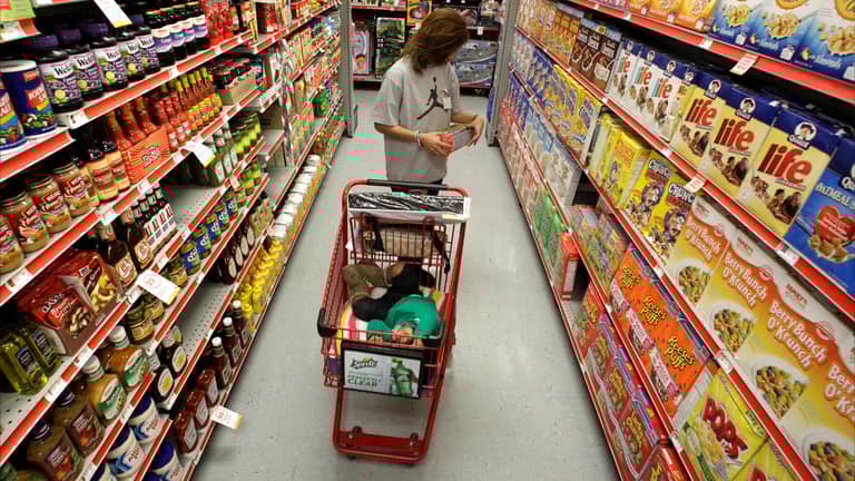 دراسة: الأغذية فائقة المعالجة تزيد أعراض "باركنسون"