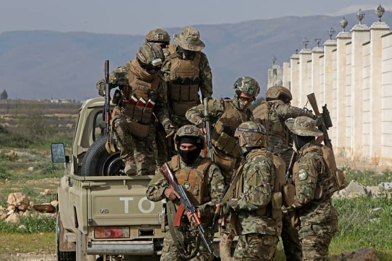 صواريخ حزب الله باتجاه إسرائيل.. من سوريا؟