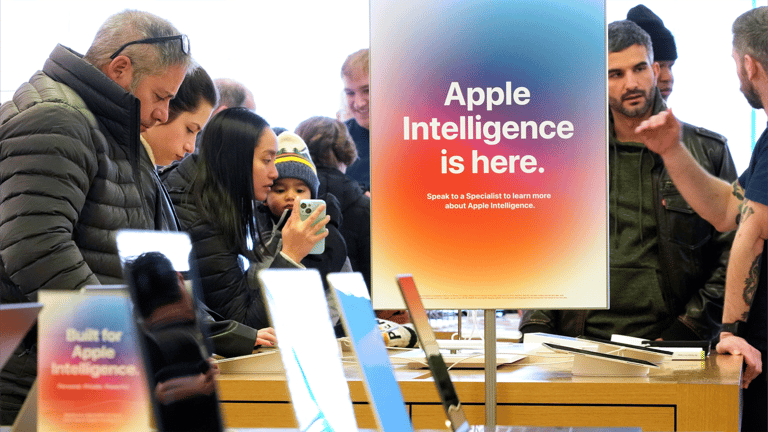 الاقتصاد اليوم: آيفون في الهند وديور بخطر وسوريا نحو الأسواق