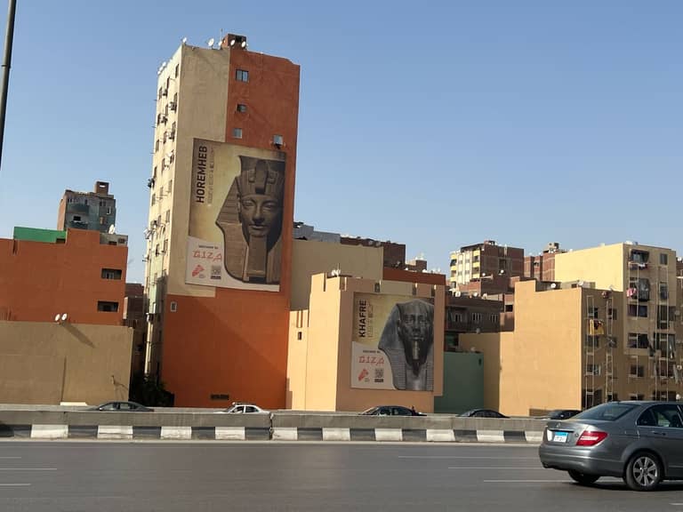 متحف السيارات.. ملوك الفراعنة يطلون على الطريق الدائري