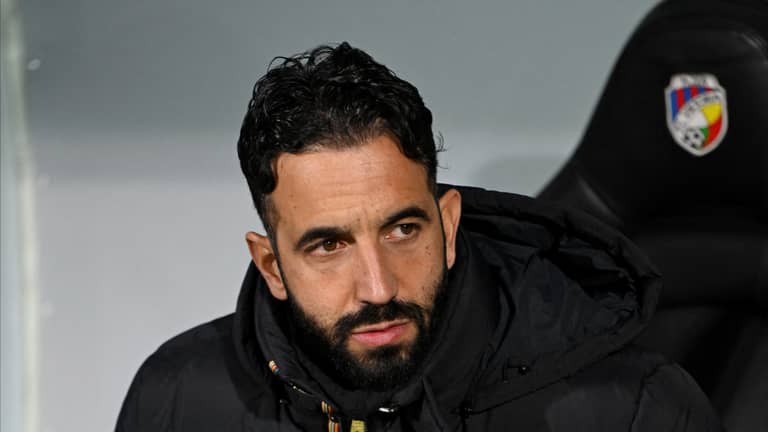 بالهدف الذهبي.. أموريم يطلب إنقاذ مانشستر يونايتد