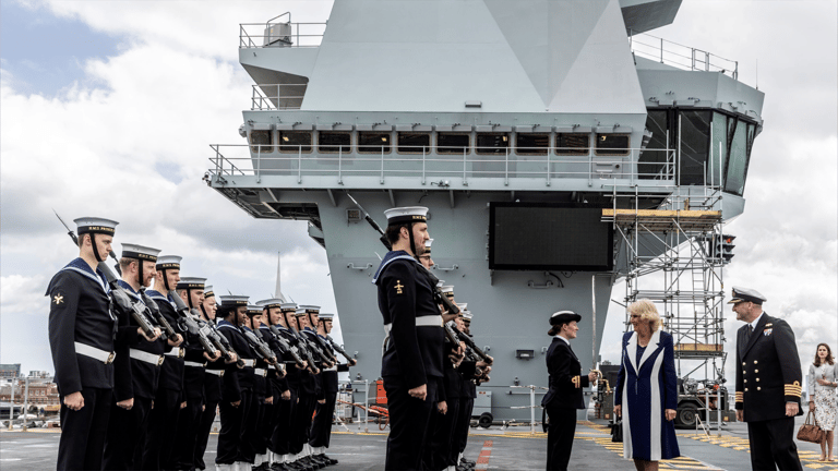 تفوق الطائرات المسيّرة يهدد عرش البحرية البريطانية