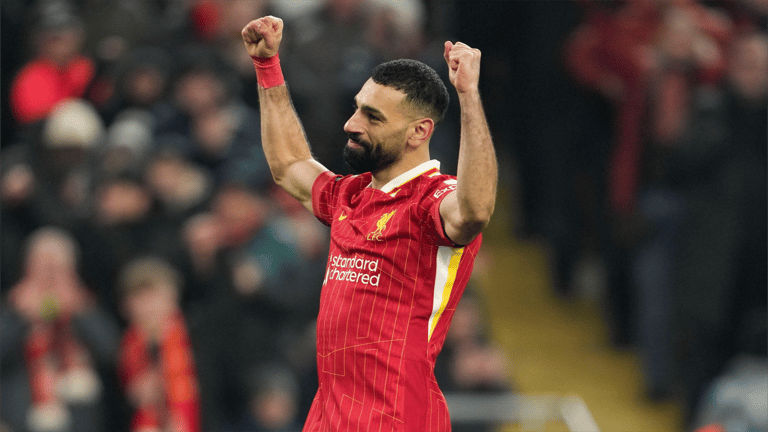 محمد صلاح يظهر "العين الحمراء" لإدارة ليفربول