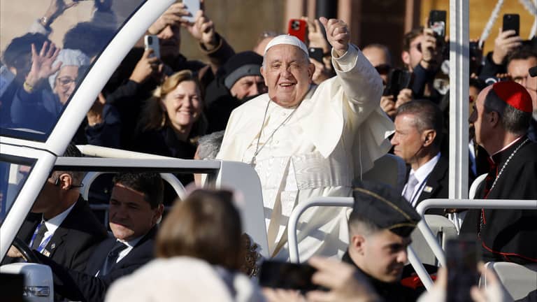 العالم ينعي البابا فرنسيس