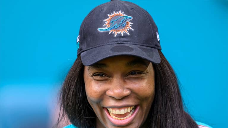 فينوس ويليامز تسطر التاريخ في أستراليا المفتوحة 2026