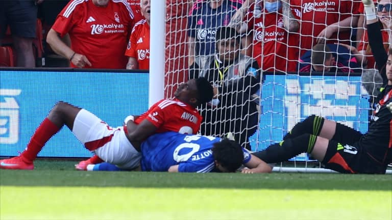 بعد ثورة "الملياردير".. نجم نوتنغهام في غيبوبة اصطناعية