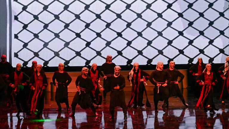 مهرجان القاهرة يبدأ بـ"أحلام عابرة"
