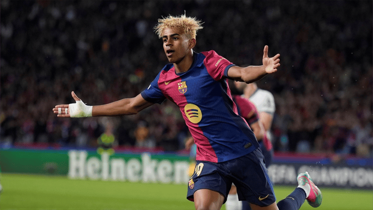 في عمر الـ17.. لاعب واحد فقط يتفوق على يامال