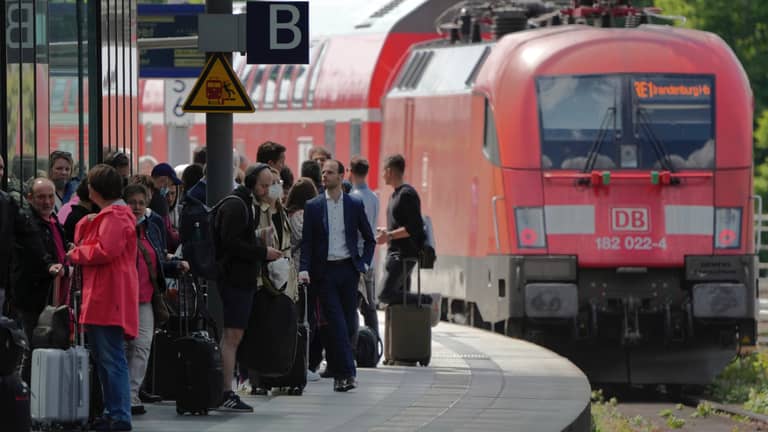 ألمانيا تبرر ظاهرة تأخّر القطارات: ستكون أنظف وأكثر أمانا