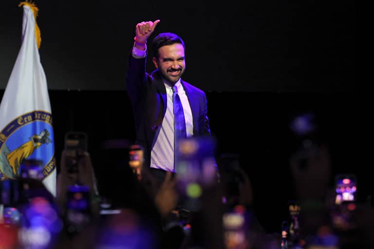 ممداني بعد الفوز في نيويورك.. سنكون النور في هذا الظلام