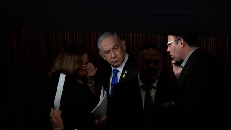 نتنياهو يحرق كروت الحرب ويُبقي جوكر الرهائن