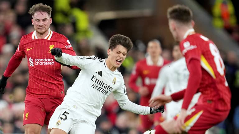 مشاجرة "خاطفة" تغضب جماهير ريال مدريد من ليفربول