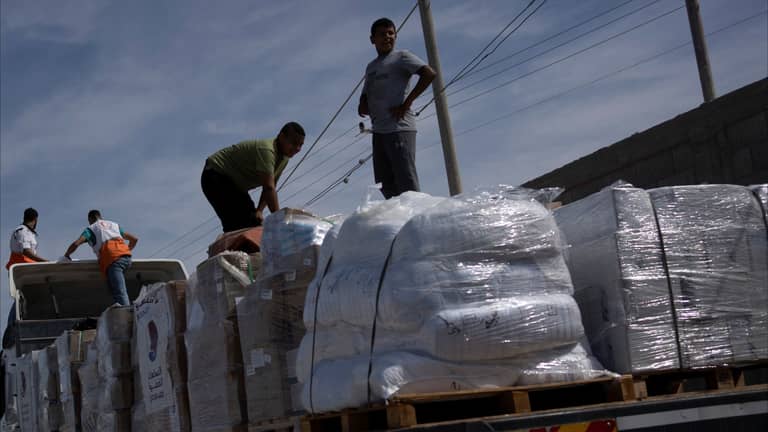 إسرائيل تسمح بسفن المساعدات لغزة